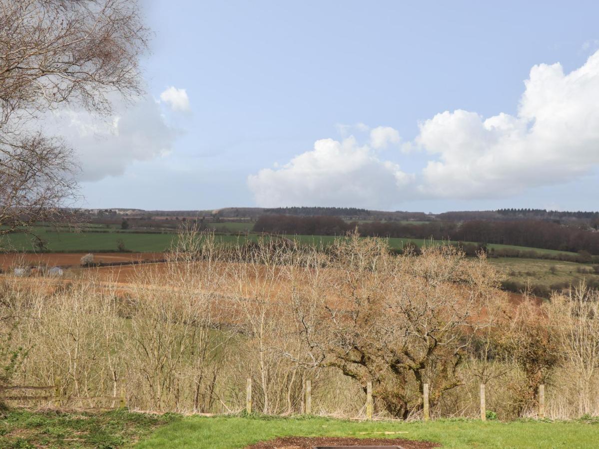 Tree Tops Witney Buitenkant foto